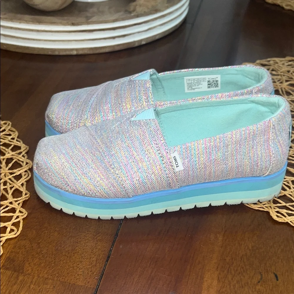 Toms Blue Moccasins Stylish Slip-On Comfort